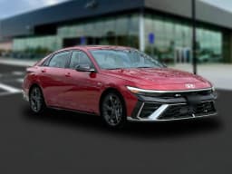 Hyundai Elantra N Line DCT 2025 — side view