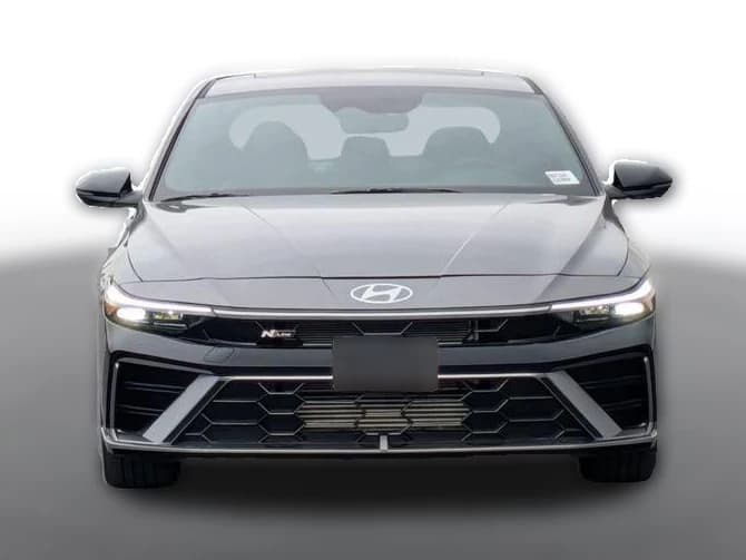 Hyundai Elantra N Line DCT 2025 — side view