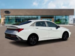 Hyundai Elantra SEL Sport Premium Sedan 2026 — side view