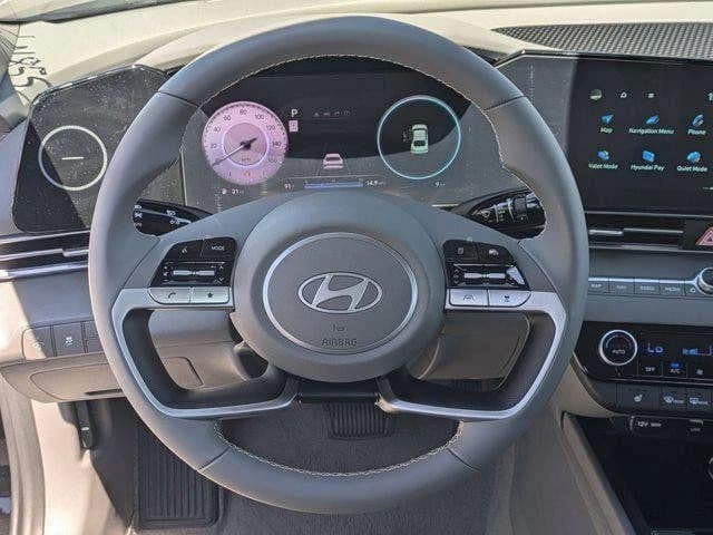 Hyundai Elantra SEL Convenience IVT 2025 — side view