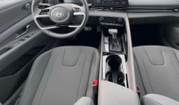 Hyundai Elantra SEL Sport Premium IVT 2026 — side view