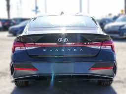 Hyundai Elantra SEL Sport Premium IVT 2026 — side view