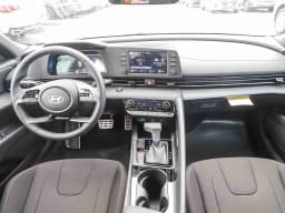 Hyundai Elantra SEL Sport Premium IVT 2026 — side view