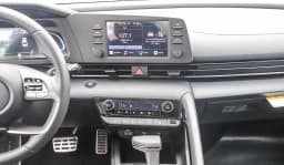 Hyundai Elantra SEL Sport Premium IVT 2026 — side view