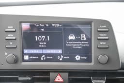 Hyundai Elantra SEL Sport Premium IVT 2026 — side view