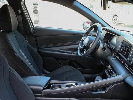 Hyundai Elantra SEL Sport Premium IVT 2026 — side view