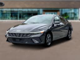 Hyundai Elantra SEL Sport Premium IVT 2026 — side view