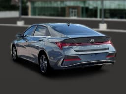 Hyundai Elantra SEL Sport Premium Sedan 2026 — side view