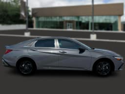 Hyundai Elantra SEL Sport Premium Sedan 2026 — side view