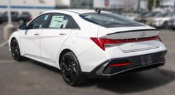 Hyundai Elantra SEL Sport Premium IVT 2026 — side view