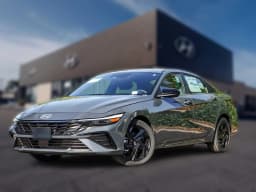 Hyundai Elantra SEL Sport Premium IVT 2026 — side view