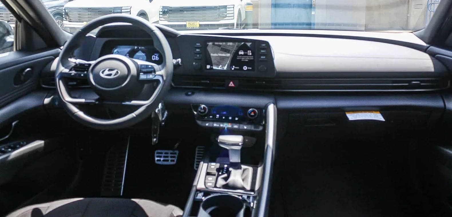 Hyundai Elantra SEL Sport Premium Sedan 2026 — side view