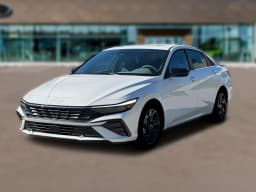 Hyundai Elantra SEL Sport Premium IVT 2026 — side view