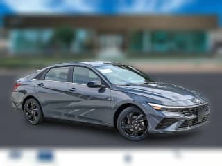 Hyundai Elantra SEL Sport Premium IVT