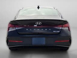 Hyundai Elantra SEL Sport Premium Sedan 2026 — side view