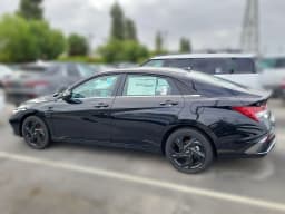 Hyundai Elantra SEL Sport Premium IVT 2026 — side view