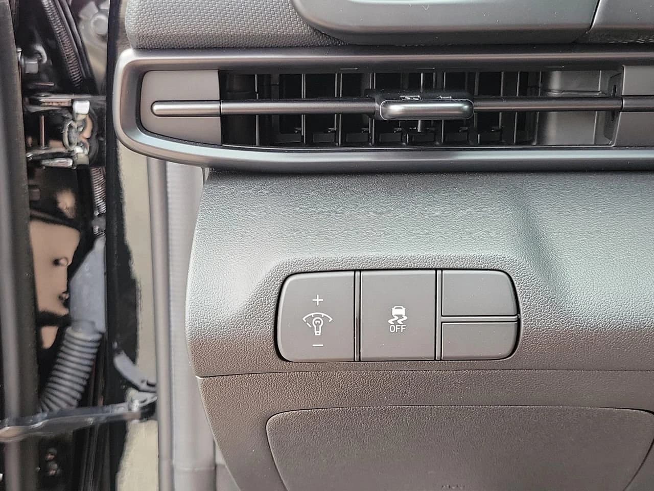 Hyundai Elantra SEL Sport Premium IVT 2026 — side view