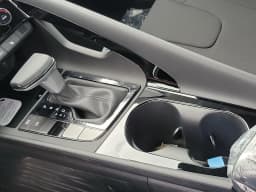 Hyundai Elantra SEL Sport Premium IVT 2026 — side view