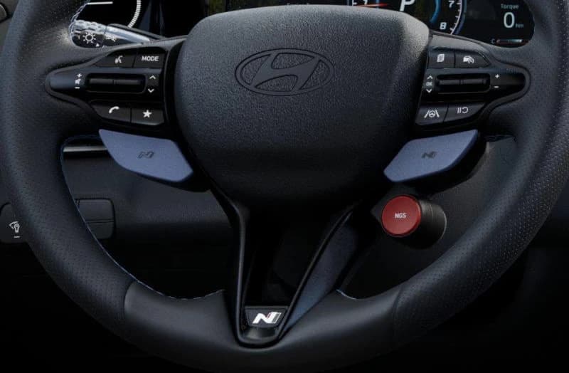 Hyundai Elantra N Base (M6) Manual 2026 — side view
