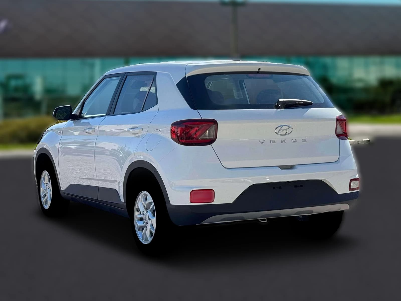 Hyundai Venue SE FWD 2026 — side view