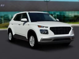 Hyundai Venue SE FWD 2026 — side view