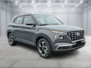 Hyundai Venue SEL FWD