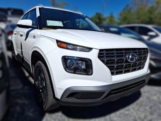 Hyundai Venue SEL FWD