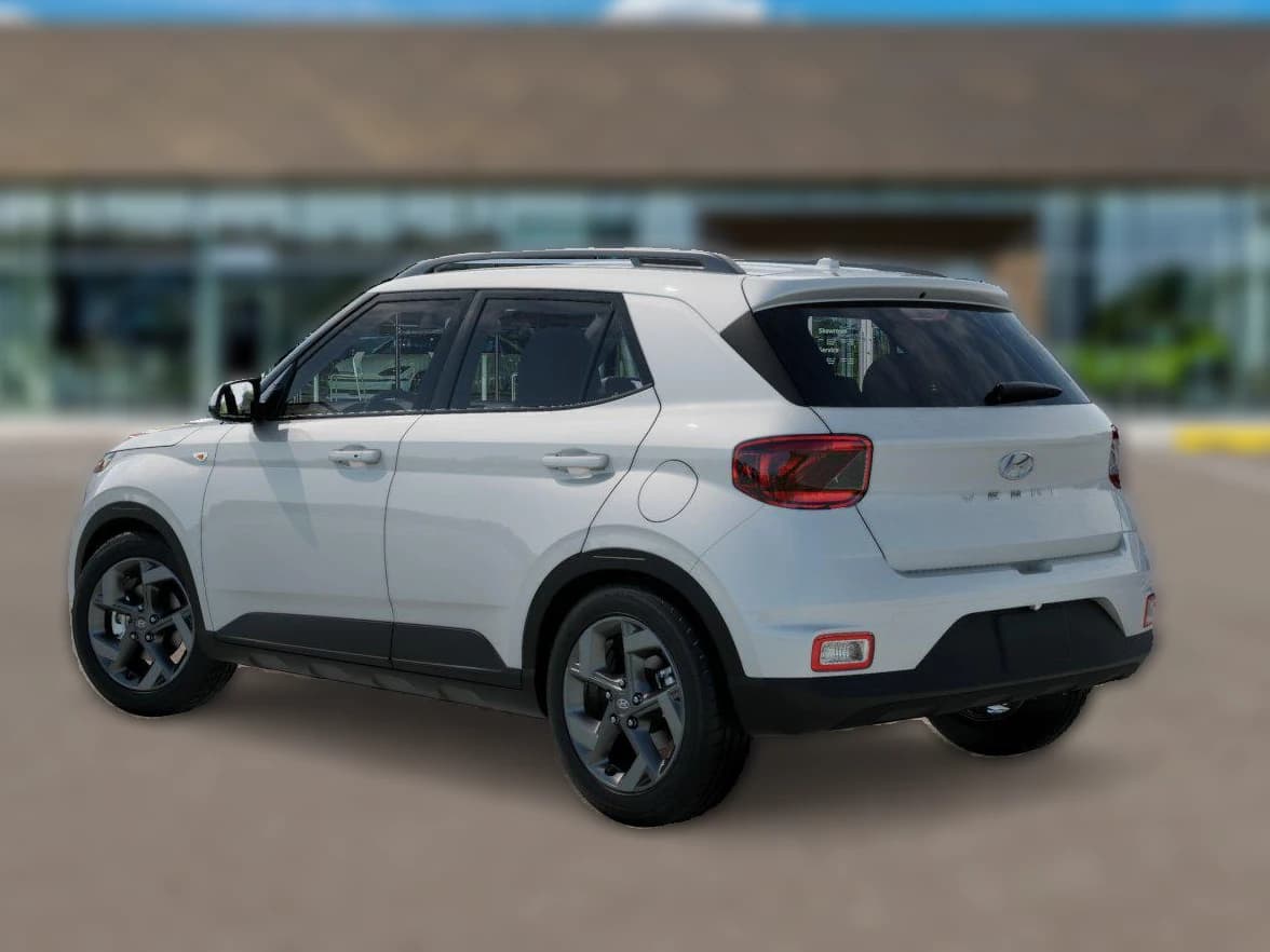 Hyundai Venue SEL FWD 2026 — side view