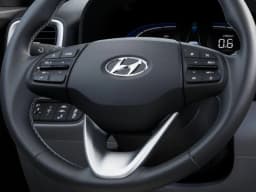 Hyundai Venue SEL FWD 2026 — side view