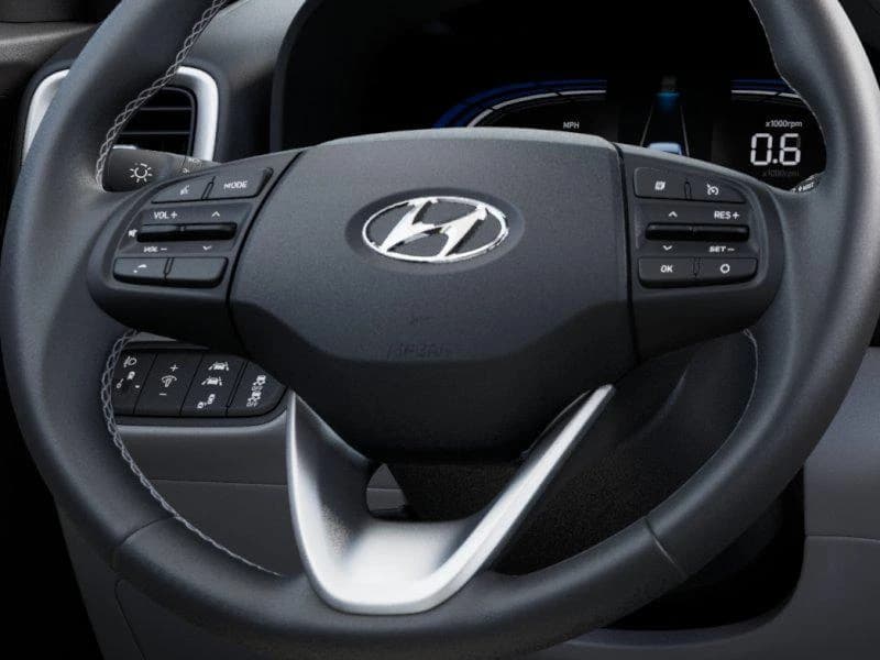 Hyundai Venue SEL FWD 2026 — side view