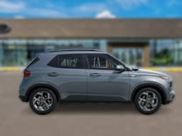 Hyundai Venue SEL FWD 2026 — side view