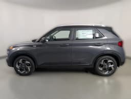 Hyundai Venue SEL FWD w/Two-Tone Roof 2026 — side view