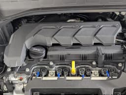 Hyundai Venue SEL FWD w/Two-Tone Roof 2026 — side view