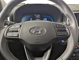 Hyundai Venue SEL FWD w/Two-Tone Roof 2026 — side view