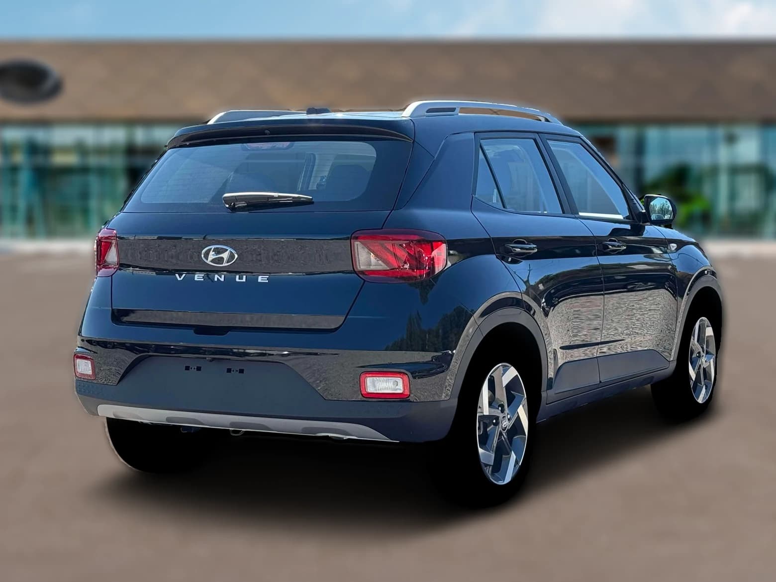 Hyundai Venue SEL FWD 2026 — side view