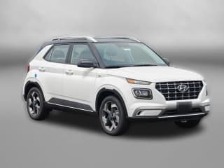 Hyundai Venue SEL FWD