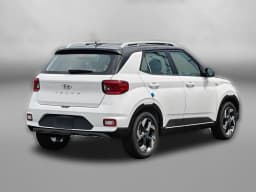 Hyundai Venue SEL FWD 2026 — side view