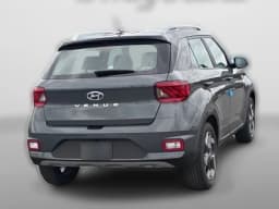 Hyundai Venue SEL FWD 2026 — side view