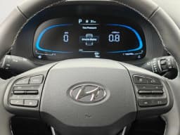 Hyundai Venue SEL FWD 2026 — side view