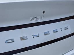 Genesis G90 3.5T e-SC AWD 2026 — side view