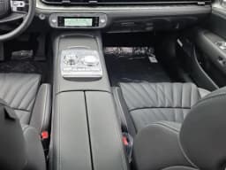 Genesis G90 3.5T e-SC AWD 2026 — side view