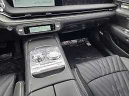 Genesis G90 3.5T e-SC AWD 2026 — side view