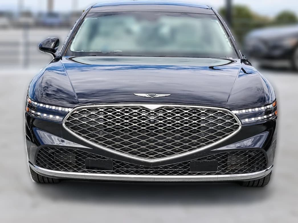 Genesis G90 3.5T e-SC AWD 2026 — side view