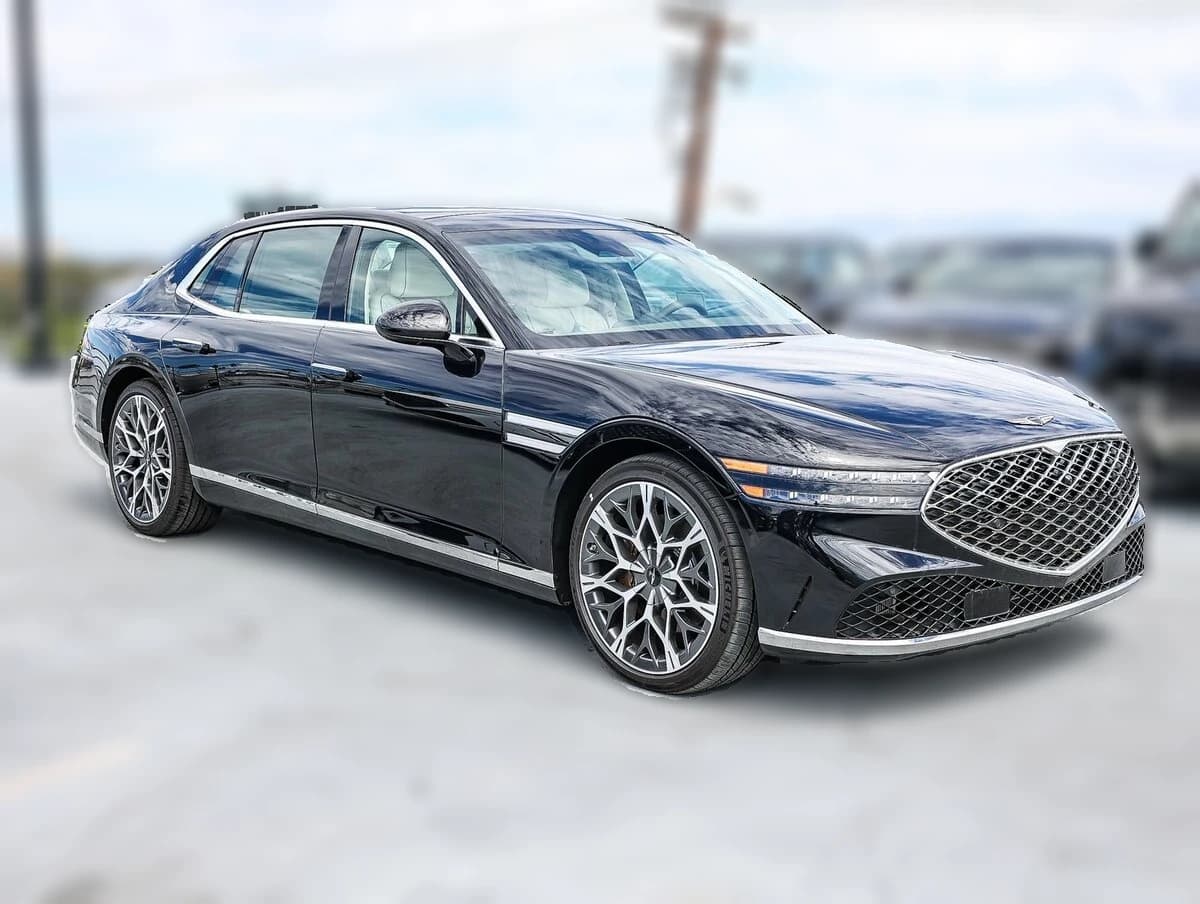 Genesis G90 3.5T e-SC AWD 2026 — side view