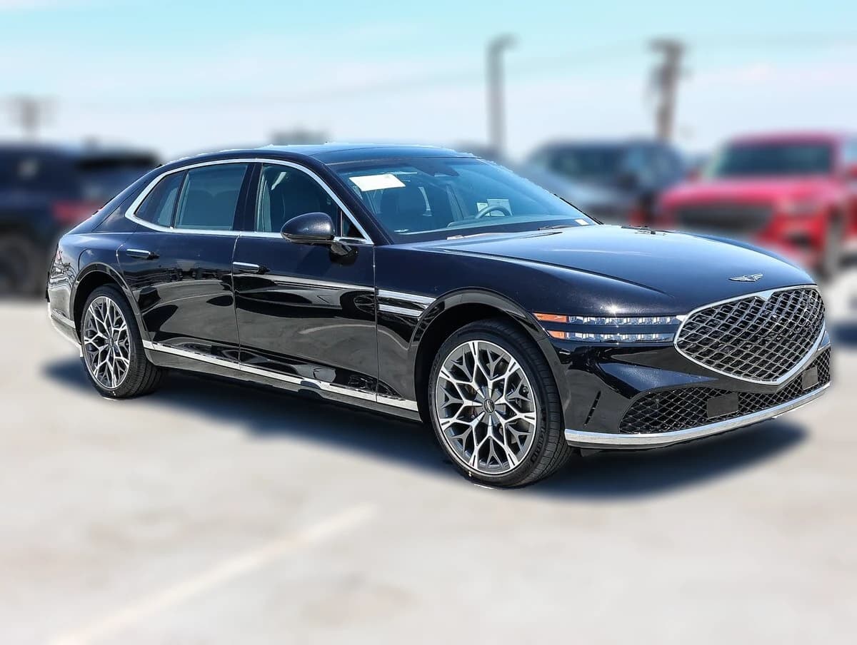 Genesis G90 3.5T e-SC AWD 2026 — side view