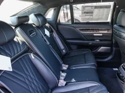 Genesis G90 3.5T e-SC AWD 2026 — side view