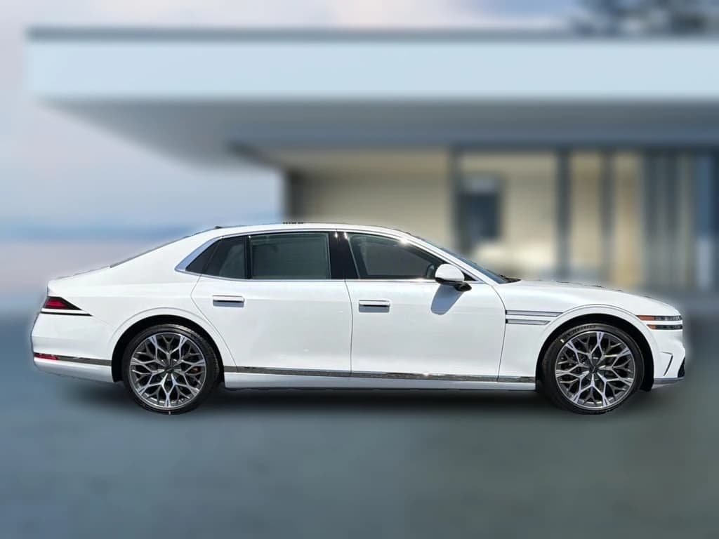 Genesis G90 3.5T e-SC AWD 2026 — side view