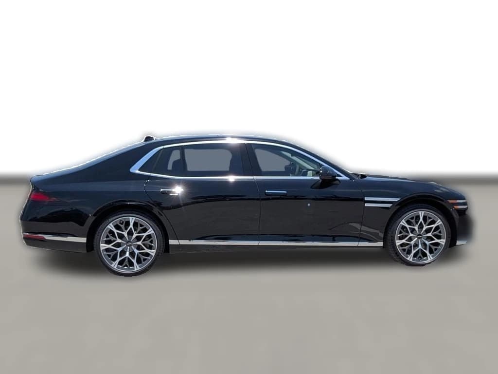 Genesis G90 3.5T e-SC AWD 2026 — side view