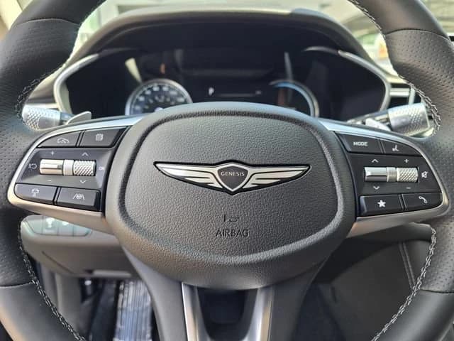 Genesis G70 2.5T RWD 2026 — side view