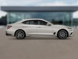 Genesis G70 2.5T RWD 2026 — side view